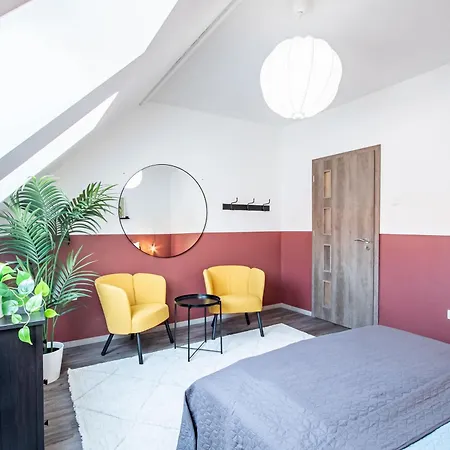 - Comfy - Close To Castle Apartamento