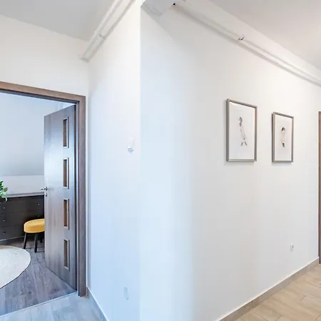 Appartement - Comfy - Close To Castle Eger