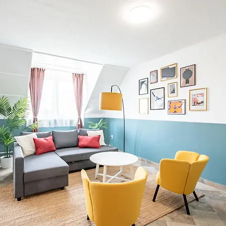 - Comfy - Close To Castle Appartement *