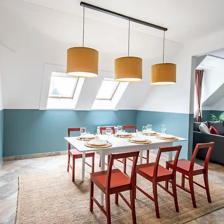 Appartement - Comfy - Close To Castle