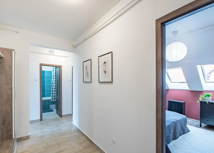 - Comfy - Close To Castle Apartamento